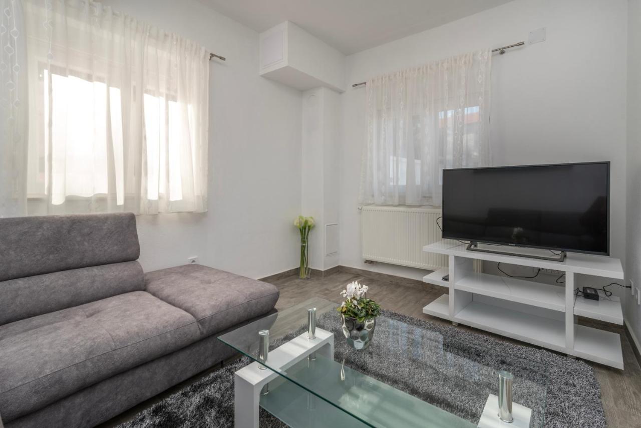 Apartments City View Trogir Bagian luar foto